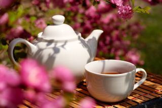 Spring Tea, tea pot with pink flowers